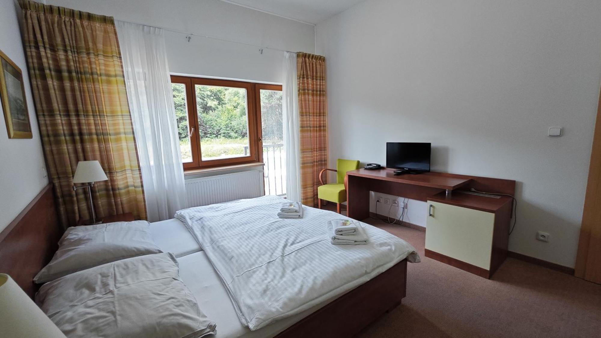 Geyserpark Village Karlovy Vary Exterior foto